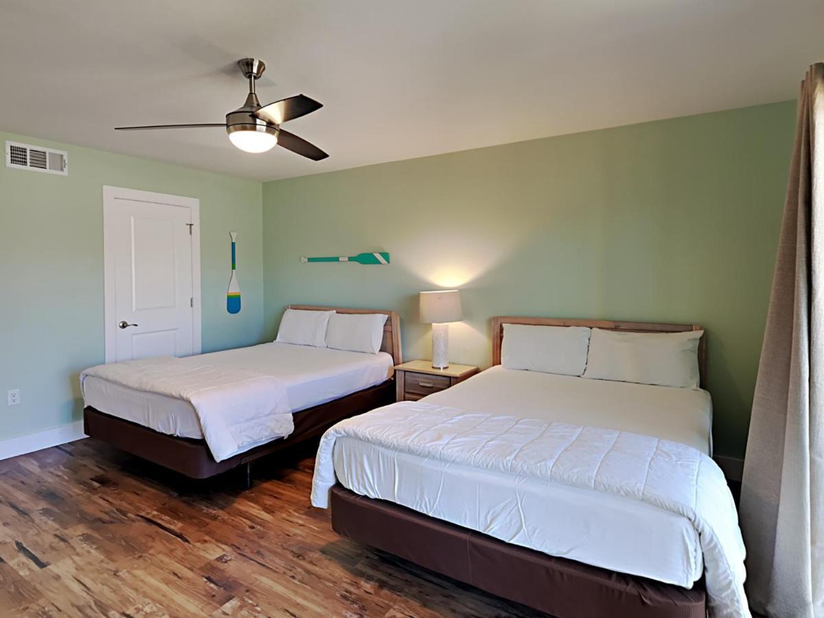 Apartment Edgewater 2406 *